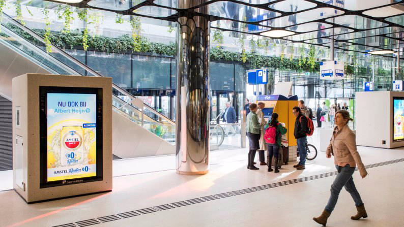 VSwank- Advertisement -DOOH | out of home advertisement